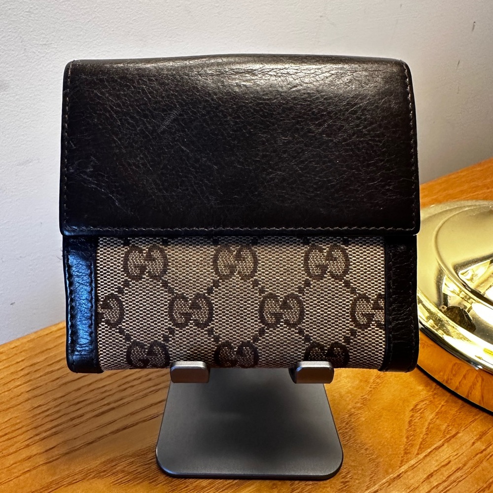 Gucci Brown Canvas & Leather Big G Hinge Compact Snap Wallet - Picture 2 of 12